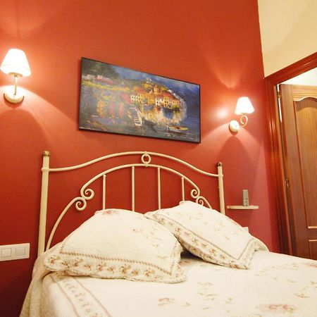 ברצלונה Hostal Orleans מראה חיצוני תמונה