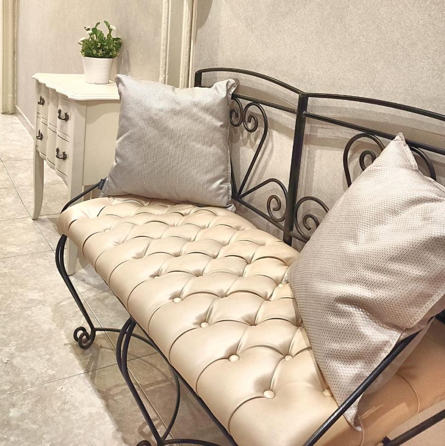 ברצלונה Hostal Orleans מראה חיצוני תמונה