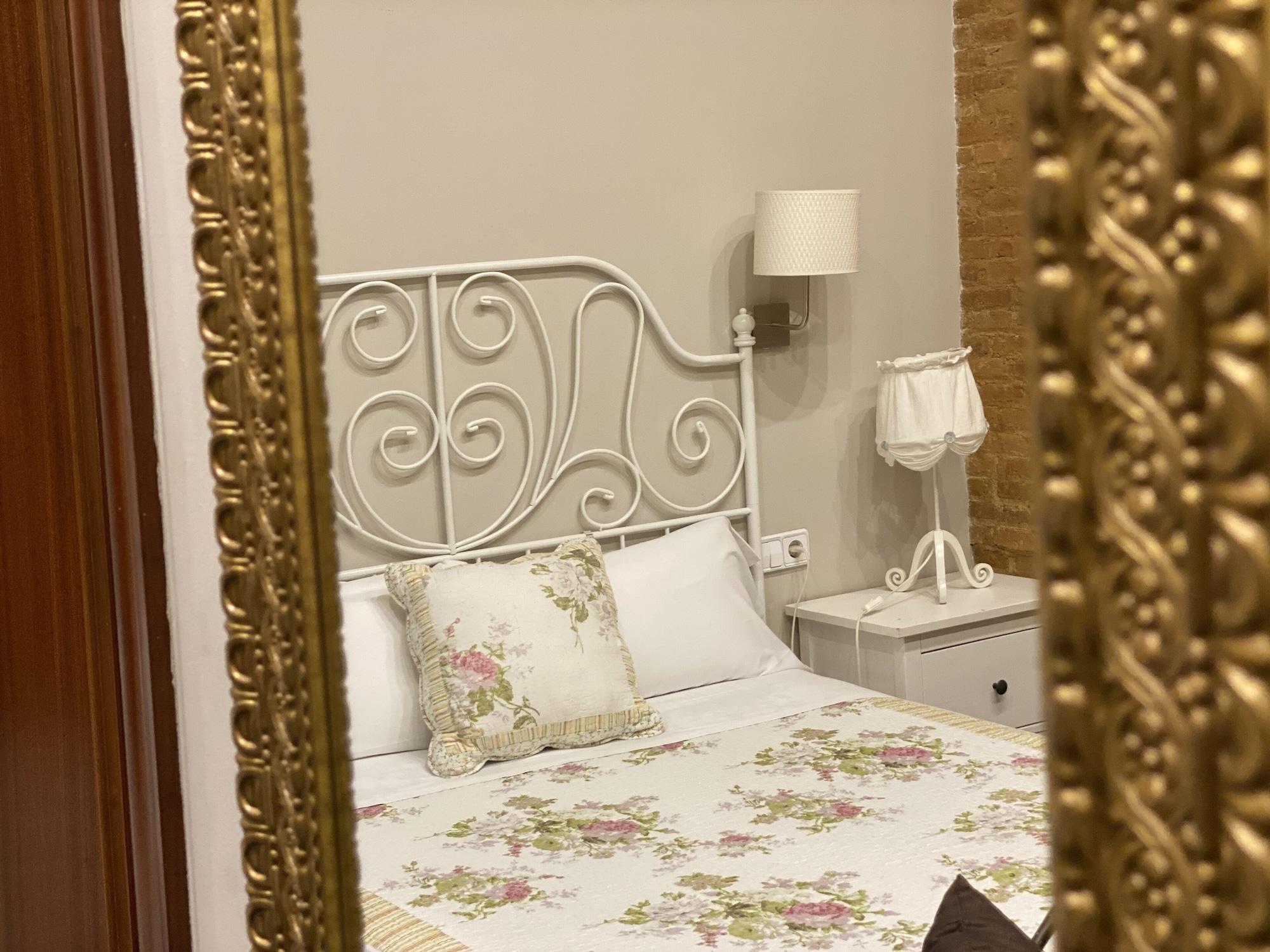 ברצלונה Hostal Orleans מראה חיצוני תמונה