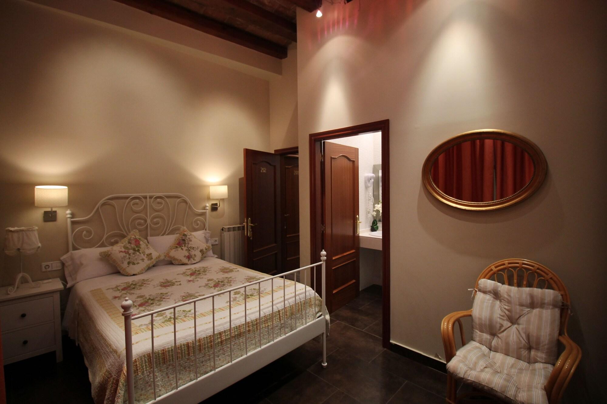 ברצלונה Hostal Orleans מראה חיצוני תמונה