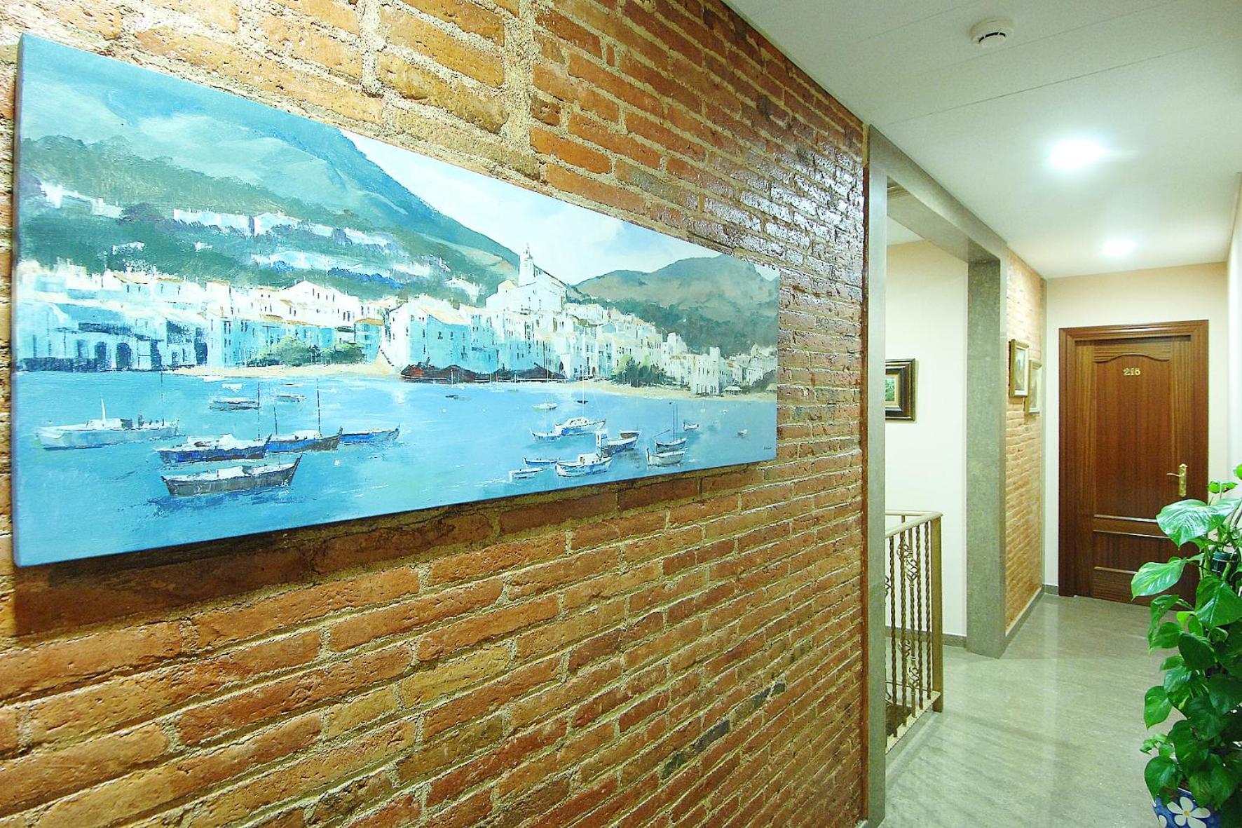 ברצלונה Hostal Orleans מראה חיצוני תמונה